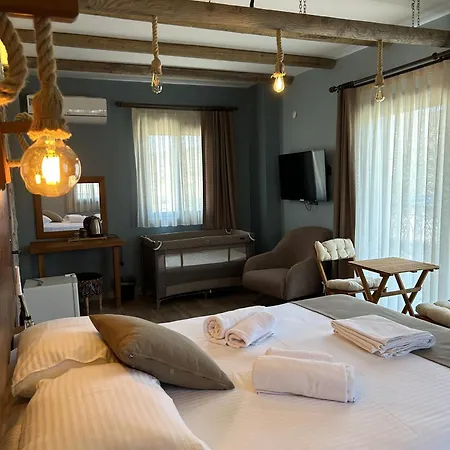 Boutique Stone House With Breakfast Ayvalı