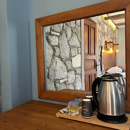 Boutique Stone House With Breakfast Panzió 3*